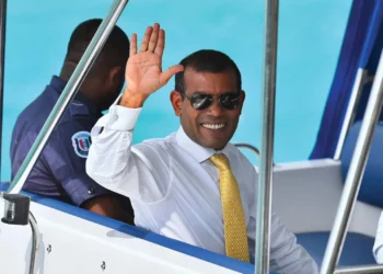 ކުރީގެ ރައީސް ނަޝީދު އަވަހާރަ ކޮށްލަން ދިން ބޮމުގެ ހަމަލާގެ ޝަރީއަތުގެ އަޑުއެހުން ކެންސަލްކޮށްފި