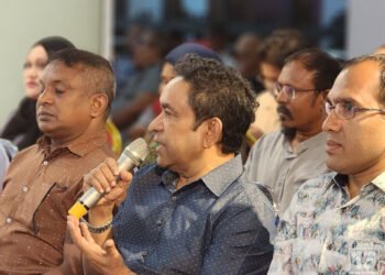 ކުރީ ސަރުކާރުން ހެދި ގޯސްތައް މި ސަރުކާރުންވެސް ދަނީ ހަދަމުން: ރައީސް ޔާމީން