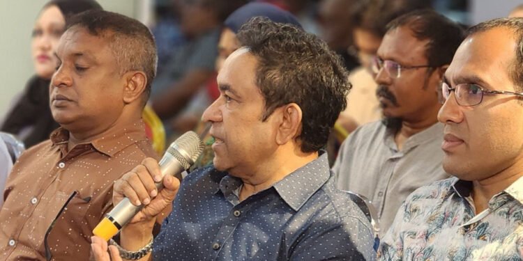 ކުރީ ސަރުކާރުން ހެދި ގޯސްތައް މި ސަރުކާރުންވެސް ދަނީ ހަދަމުން: ރައީސް ޔާމީން