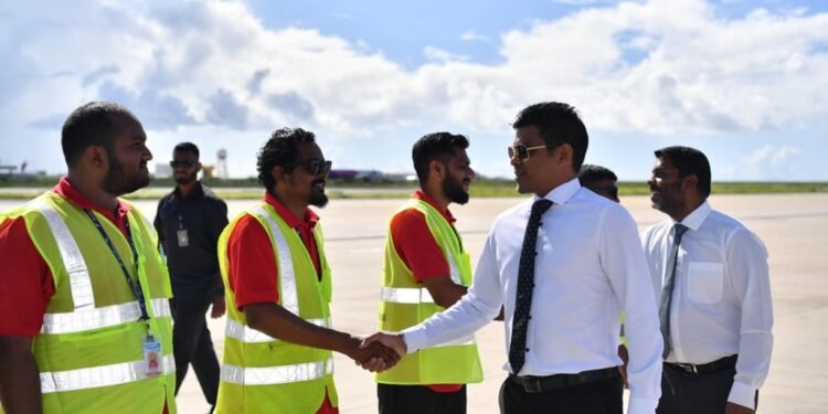 ނައިބު ރައީސް ކުޅުދުއްފުއްޓަށް ފުރާވަޑައިގެންފި