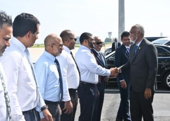 ރައީސް ޑރ. މުއިއްޒު ރާއްޖެ ވަޑައިގެންފި