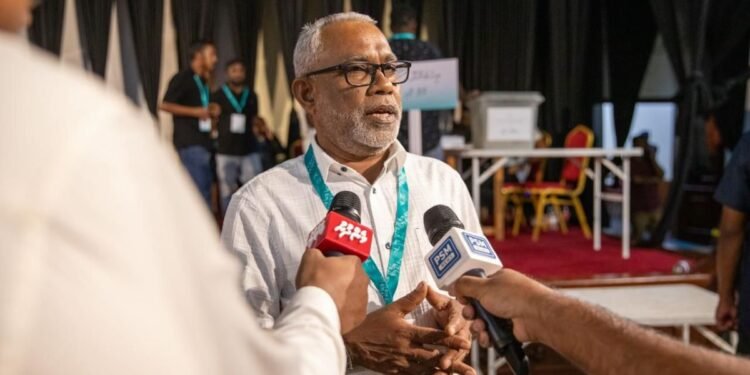 ރާއްޖޭގައި އެންމެ ފުރަތަމަ އެއްލައްކަ މެންބަރުން ހަމަކުރާ ޕާޓީއަށް ޕީއެންސީ ވާނެ: އަބްދުއްރަހީމް