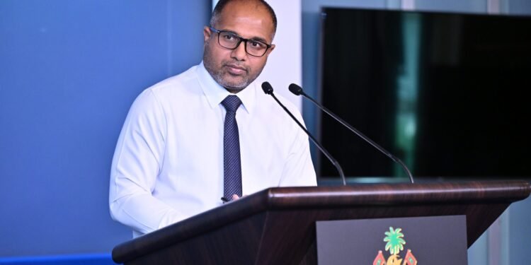 ގަވާއިދާ ހިލާފަށް އުޅުނު 5،000 ބިދޭސީން ޑީޕޯޓުކޮށްފިން: އިހްސާން