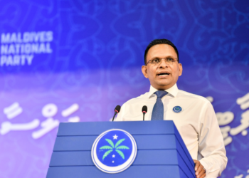 ޖުމްޙޫރީ ދުވަހުގެ ތަޙުނިޔާ އެމްއެންޕީގެ ރައީސް މުޙައްމަދު ނާޒިމް ފޮނުފައިފި