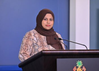 އަގުހެޔޮކޮށް ބޭސް ވިއްކުމަށް ބައެއް ފާމަސީތަކުންދަނީ ދެކޮޅު ހަދަމުން: ހީނާ