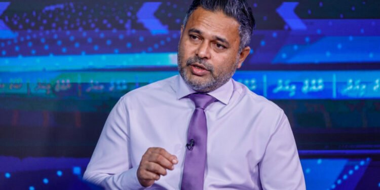 ސަރުކާރުގެ އަމާޒަކީ ބޭރުކުރާ މަހުގެ 90 އިންސައްތަ އަގުއެއްކުރެވިފައިވާ ބާވަތްތަކަށް ހެދުން: ވަޒީރު ޝީޔާމް