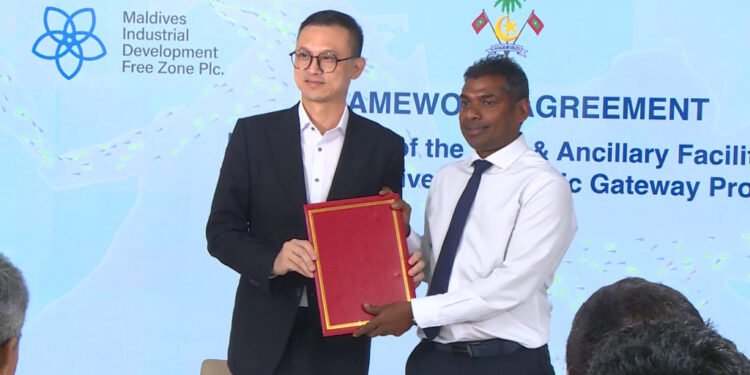 އިހަވަންދިއްޕޮޅު މަޝްރޫޢު ތަރައްޤީކުރަން ސިންގަޕޫރު ކުންފުންޏަކާއެކު ފްރޭމްވޯކް އެއްބަސްވުމެއްގައި ސޮއިކޮށްފި