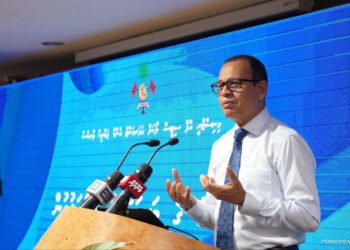 މި ވޭތުވެދިޔަ އެއް އަހަރު ދުވަހުގެ ތެރޭގައި ކައުންސިލްތަކާއެކު 280 ބައްދަލުވުމެއް ބޭއްވި: ވަޒީރު ޝަރީފު