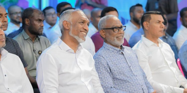 ޕާޓީ ބަދަލުކުރުމުން ގޮނޑި ގެއްލޭ ގޮތަށް ގާނޫނުއަސާސީ އިސްލާހުކުރަނީ