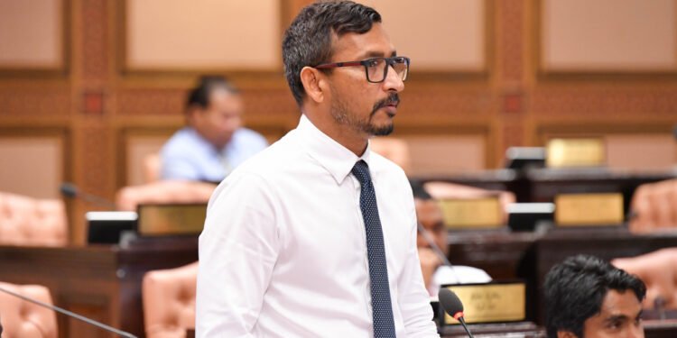 އިޒްރޭލު ޕާސްޕޯޓު މަނާކުރާ ބިލުގެ މަސައްކަތް ފަށައިފިން: ފަލާޙު