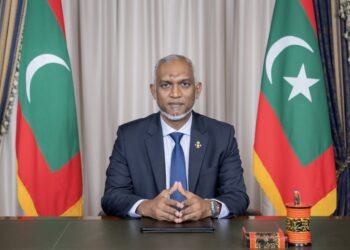 ރައީސުލްޖުމްހޫރިއްޔާ، ޖުމްހޫރީ ދުވަހުގެ ތަހުނިޔާ ރާއްޖޭގެ ރައްޔިތުންނަށް ފޮނުއްވައިފި