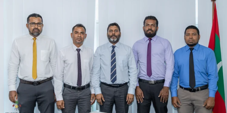 ލ. މާވަށުގެ ކުޅިވަރު ހާލަތާގުޅޭގޮތުން ލ. ކައުންސިލާ ކުޅިވަރު ވަޒީރު ބައްދަލުކުރައްވައިފި