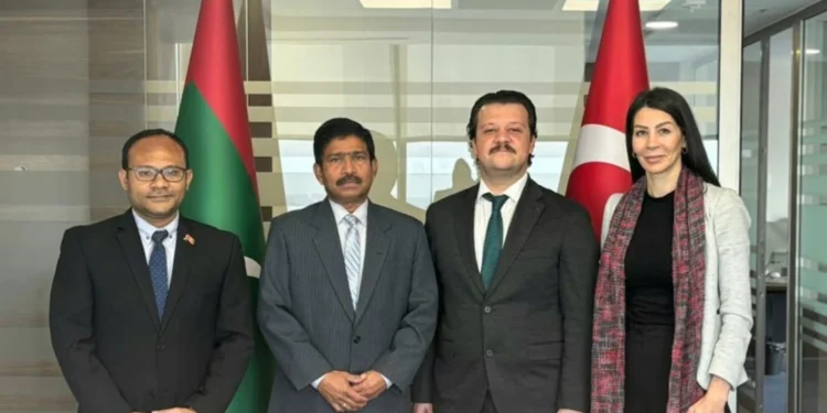 ތުރުކީގެ އަޖެބާދެމް ހެލްތު ކެއަރ ގްރޫޕް އާ، ސަފީރު ޢަބްދުއްރަޙީމް ބައްދަލުކުރައްވައިފި