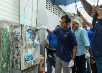 ސްޓެލްކޯ މުވައްޒަފުން ”ޗާލު ވެށި – މަގޭ ޒިންމާ“ ނަމުގައި ސާފުކުރާ ހަރަކާތެއް ފަށައި