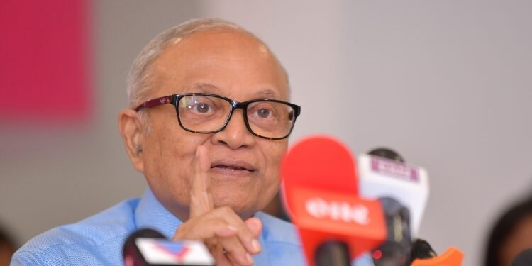 މައުރޫފް ޖަމީލް އަކީ ޤާބިލް ނަޒާހަތްތެރި ބޭފުޅެއް – ކުރީގެ ރައީސް މައުމޫން