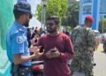 ޗުއްޓީއާ ދިމާކޮށް މާލެއިން ފުރާ މީހުންނަށް އަމާޒުކޮށްގެން ޕޮލިހުން ހޭލުންތެރިކުރުމުގެ ޕްރޮގްރާމެއް ހިންގައިފި