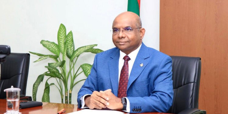 ބޯ ވިއްސާރާގައި ރައްޔިތުން ތަހައްމަލުކުރަމުންދާ ހިތާމައިގައި ބައިވެރިވަން: އަބްދުﷲ ޝާހިދު