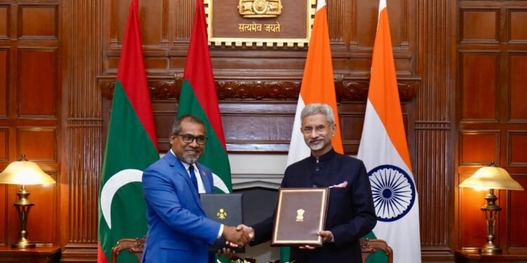 ރާއްޖޭގައި ތަރައްގީގެ މަޝްރޫއު ހިންގުމަށް އިންޑިއާއިން އެހީދިނުމަށް އެއްބަސްވުމެއް