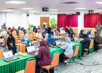 ސައުދީން ހަދިޔާކުރި ކަދުރު ބަހަން ފަށައިފި