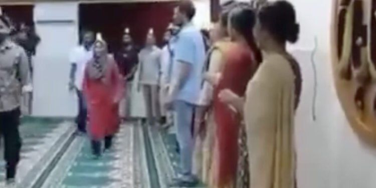 މިސްކިތުގައި ކުޅިވަރު ކުޅުނު މައްސަލަ އިސްލާމީ ކަންތައްތަކާ ބެހޭ ވުޒާރާއިން ބަލަނީ