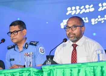 ޒަކިއްޔާގެ މަރުގެ މައްސަލައިގަ ސީޕީ ޝުޖާޢު އަދި ވަޒީރު އިހްސާން ހޮޅުދޫއަށް