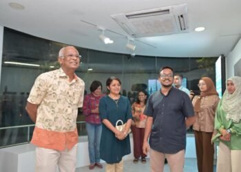 ރައީސް މައުމޫންގެ ފޮންޓު ތަޢާރަފް ކުރެވުމަކީ ދިވެހިބަސް ދިރުވައި އާލާކުރެއްވުމުގެ މަސައްކަތްޕުޅުގެ ރަމްޒެއް : ކުރީގެ ރައީސް އިބްރާހިމް މުޙައްމަދު ޞާލިޙް