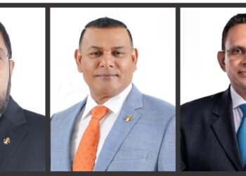 ފަޑިޔާރުންގެ އަދަދު މަދުކުރާ ބިލަށް ސަރުކާރު ކޯލިޝަންގައި ހިމެނޭ ލީޑަރުން ވޯޓެއްނުދިން