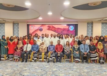 އަށް ވަނަ ތާރީޚު ދުވަސް ފާހަގަކުރުމަށް ޢިލްމީ ދަންފަޅިއެއް ބާއްވައިފި