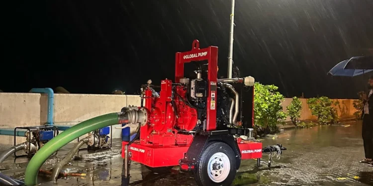 ފެންހިންދުމަށް ގެނައި ދެ ޕަމްޕު ޑިފެންސް މިނިސްޓްރީގެ ބެލުމުގެދަށަށް