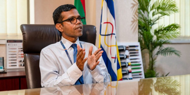 8.5 މިލިއަން ރުފިޔާއަށް ފްލެޓެއް ގަތްކަމަށް ބުނެ ދައްކާ ވާހަކައަކީ ސިޔާސީ މަންފާއެއް ހޯދުމަށް ބައެއް ފަރާތްތަކުން ފަތުރަމުންދާ ދޮގު ވާހަކައެއް: ފަހުމީ