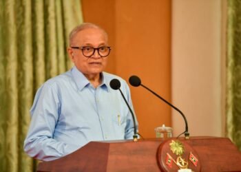 ޙިޖުރީމަހެއް ފެށުމަކަށް އާ މަހުގެ ހަނދު ހަމަލޮލަށް ފެނުން ލާޒިމު ނޫން : ރައީސް މައުމޫން