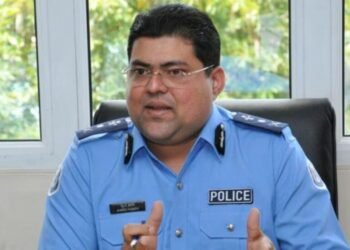 ކޮންޓްރޯލާ އޮފް އިމިގްރޭޝަންގެ މަޤާމަށް ކުރީގެ ކޮމިޝަނާ އޮފް ޕޮލިސް އަހުމަދު ފަސީހު