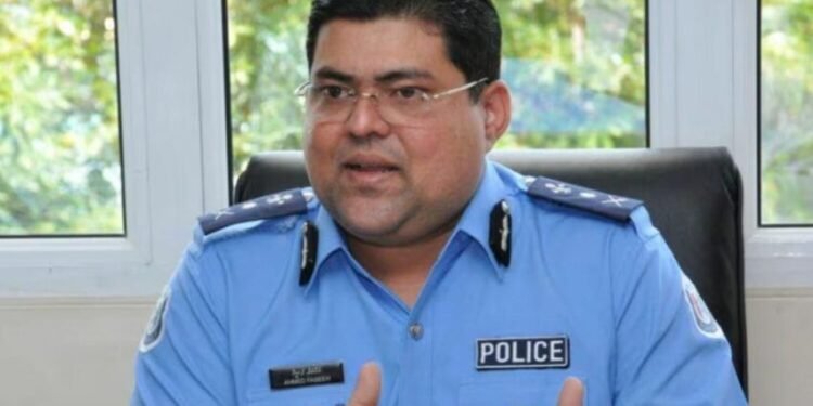 ކޮންޓްރޯލާ އޮފް އިމިގްރޭޝަންގެ މަޤާމަށް ކުރީގެ ކޮމިޝަނާ އޮފް ޕޮލިސް އަހުމަދު ފަސީހު