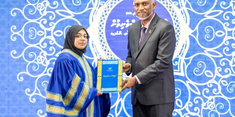 ސަރުކާރުގެ އެހީގައި ޤުރުއާން ހިތުދަސްކޮށްދިނުމުގެ މަޝްރޫޢު ހިންގާނެ ރަށްރަށް ކަނޑައަޅުއްވައިފި