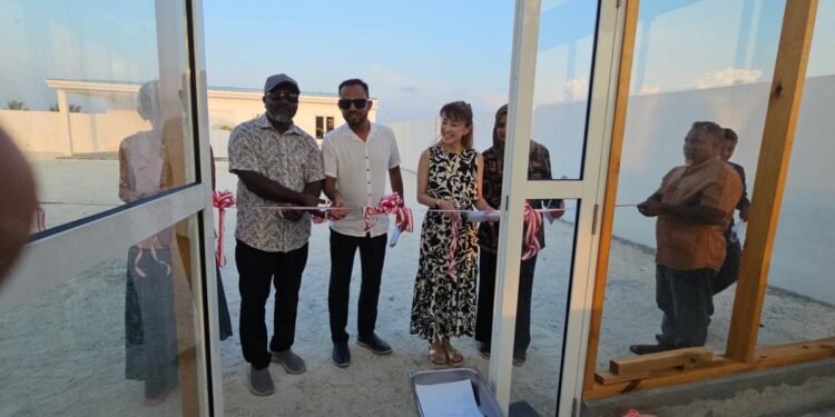 ހއ. ދިއްދޫގައި ލޮނު އުފައްދާ ފެކްޓްރީއެއް ހުޅުވައިފި