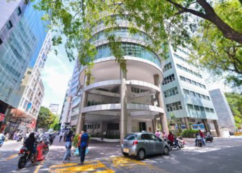 އެގްރިކަލްޗަރ މިނިސްޓްރީއަށް ފުލުހުންނާއި އޭސީސީ ވަދެއްޖެ