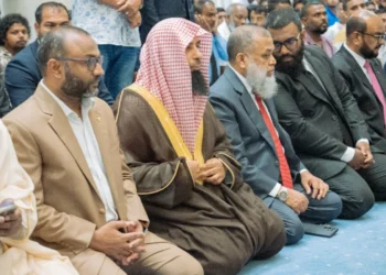 މަސްޖިދުއްނަބަވީގެ އިމާމު ޝައިހް ޑރ. ސަލާހުލް ބުދައިރު މިރޭގެ މަޤްރިބް އަދި އިޝާ ނަމާދު އިމާމްވެ ކުރައްވައިފި