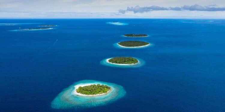 ދ.އަތޮޅު ރައްޔިތުން ދަތުރުދާ ރަށެއްގެ ގޮތުގައި އުއްދޫ ހަމަޖައްސަވައިފި