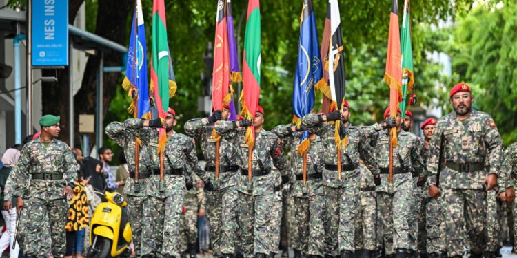 މާދަމާ ސިފައިންގެ ހިނގާލުމެއް ބާއްވަނީ