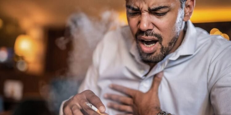 ރައްޔިތުންގެ ލޯބި ހޯދުމަށް “ ދުންފަތުގެ ކާޑުން “ ކުޅުން