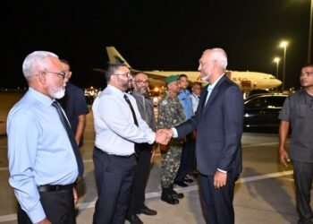 ފަތުރުވެރިކަން އިޝްތިހާރު ކުރުމަށް ލިވަޕޫލާއެކު ކުރިއަށް ގެންދާ ކެމްޕޭން ހަރަކާތް ފެށުމުގައި ބައިވެރިވެވަޑައިގަތުމަށް ރައީސް އިނގިރޭސިވިލާތަށް