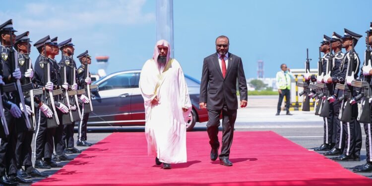 ޑރ. ޞަލާޙުލް ބުދައިރު ރާއްޖެ ވަޑައިގެންފި