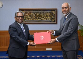 ރައީސުލްޖުމްހޫރިއްޔާ، ސްޕެޝަލް އެންވޯއި އޮފް ދަ ޕްރެޒިޑެންޓްގެ މަޤާމަށް މުސާރަ ނުނަންގަވާގޮތަށް ރައީސް ޑރ. މުޙައްމަދު ވަޙީދު ޙަސަން ޢައްޔަނުކުރައްވައިފި