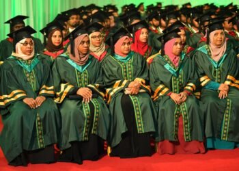 އައިޔޫ އެމް އިން އޯގަސްޓް މަހު ފަށާ ކޯސްތައް އިޢުލާންކޮށްފި