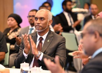 އަންނަ  މަހުން ފެށިގެން އައިނު ހެއްދުމަށް 2000ރުފިޔާ ދެއްވުމަށް ނިންމާފައި