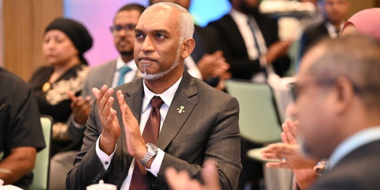 އަންނަ މަހުން ފެށިގެން އައިނު ހެއްދުމަށް 2000ރުފިޔާ ދެއްވުމަށް ނިންމާފައި