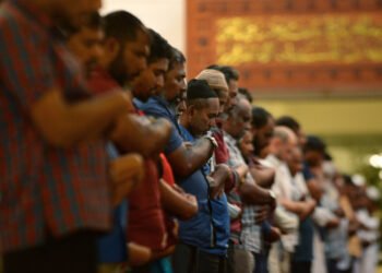 މާތްﷲ ގެ ޙަޟްރަތަށް އެންމެހާ މީސްތަކުން ރުޖޫޢު ކުރެވޭނެ ދުވަހަށް ރައްކާތެރިވެ ތިބެވޭނީ، މާތްﷲ އަށް ފުރިހަމަ ގޮތުގައި އީމާންވެގެން – ހުކުރު ޚުޠުބާ