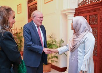 މެޑަމް ސާޖިދާ މުޙައްމަދުގެ އަރިހަށް، މެރކް ފައުންޑޭޝަންގެ މަންދޫބުން ޒިޔާރަތް ކުރައްވައިފި