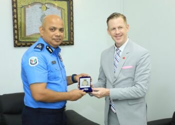 ޑެޕިއުޓީ ކޮމިޝަނަރ އޮފް ޕޮލިސް އިސްމާޢީލް ނަވީން އާރު.ސީ.އެމް.ޕީގެ އިންޓަރނޭޝަނަލް ލިއޭޒަން އޮފިސަރ ބައްދަލުކުރައްވައިފި