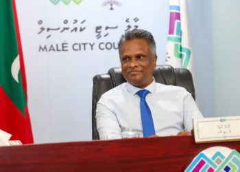 މައިންބަފައިންނަށް ހެޔޮކޮށް ހިތައި އޯގާތެރިވުމަށް މޭޔަރ ޢާޒިމް އިލްތިމާސް ކުރައްވައިފި